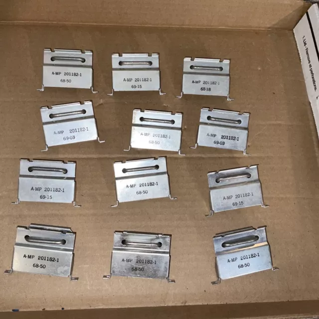 Lot of 12 AMP 201182-1 Connector Strain Relief Clamp 68-50