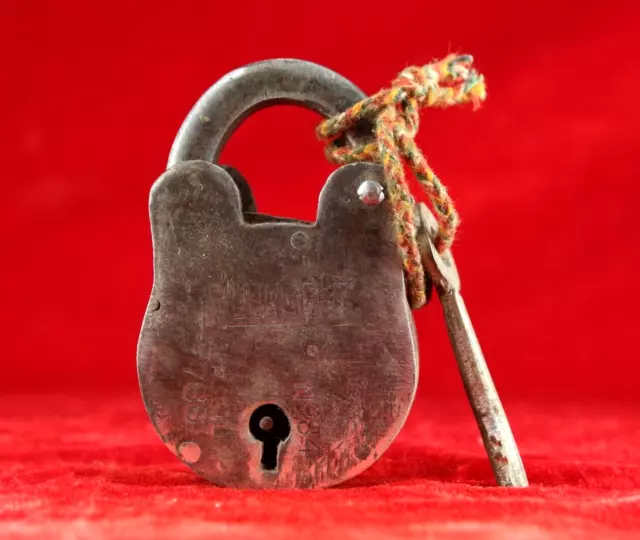 Vintage Old Padlock: Rare Indian Handmade Iron Lock with Design, Single Key