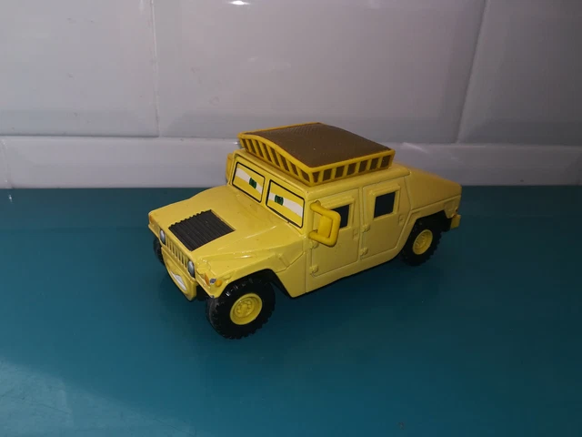 CARS voiture miniature Disney Pixar Hummer Sven 10cm métal