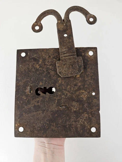 Large Hand Forged Blacksmith Door Lock Hardware 17Th Or 18Th Century American