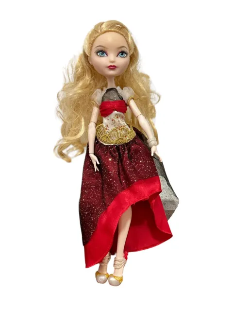 Mattel Ever After High Legacy Day Apple White Doll w/ Shoes