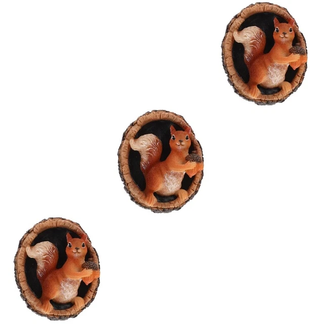 3 Count Hanging Garden Statue Squirrel Pendant Resin Crafts Outdoor Decor Animal