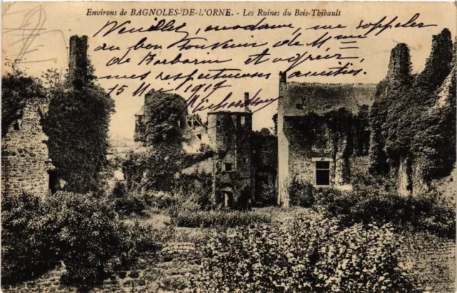 CPA Env. de BAGNOLES-de-l'ORNE - Les Ruines du Bois-Thibault (435411)
