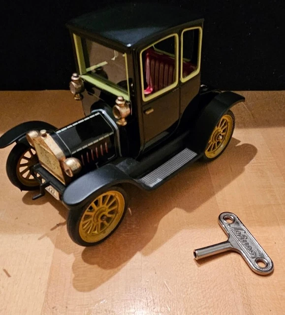 Voiture Miniature Schuco Ford Coupé T 1917 - Rouge - Longueur 16cm - Occasion - Allemagne De L'Ouest