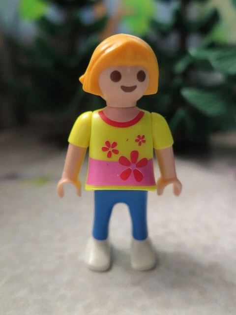fille enfant blonde coiffure moderne PLAYMOBIL 5569 city life courses école