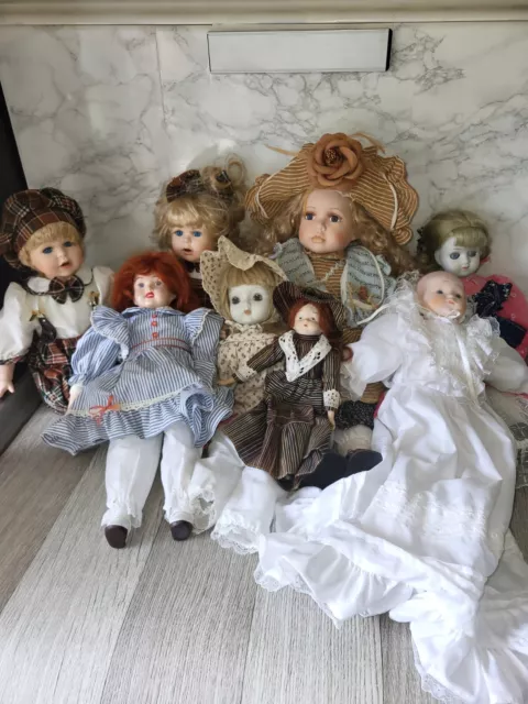 8 Puppen mit Porzellan Kopf, verschiedene Modelle