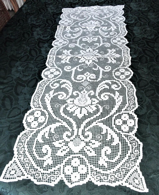 Chemin de table brodé, nappe rectangulaire blanche, napperon brodé floral petite nappe de table décoration d'intérieur