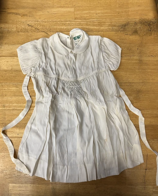 CC41 - Abbigliamento civile. Abito smocked per bambino. Sevendale. Circa 1941-1952
