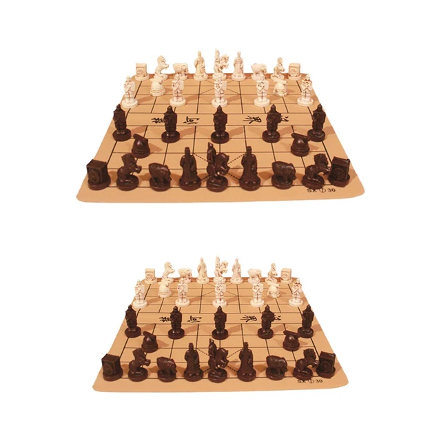 Jeu d'échecs vivement peintes 32 pièces d'échecs en résine