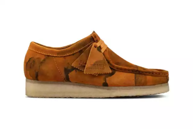 BNIB Mens Clarks Originals WALLABEE Tumeric Camouflage Suede Shoes