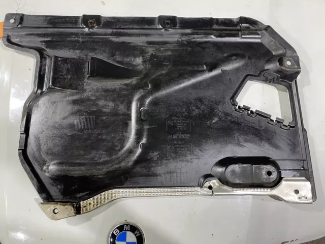 06-15 Bmw E90 3 Series X1 Splash Shield Mud Flap Under Floor Cover Right Oem