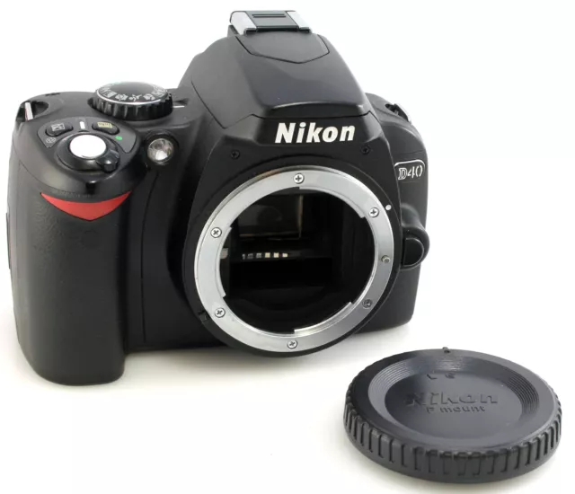 Nikon D40 Digital SLR Camera body - Low shutter count - UK Seller
