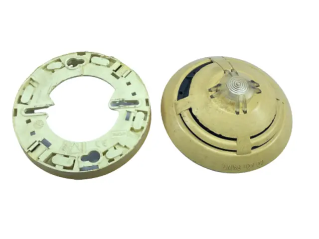 ESSER by Honeywell O2T - 802374 MAR Optical Smoke Detector With Heat Sensor 1713