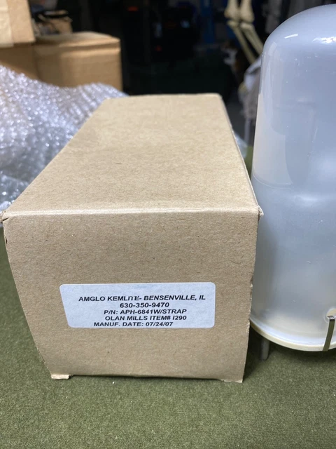 Nib Photo Light Bulb. Amglo Kemlite. Aph-6841 (1 Of 2)