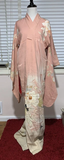 Vintage 1920s Blush Pink Silk Japanese Kimono with Peacock Dyed Motifs