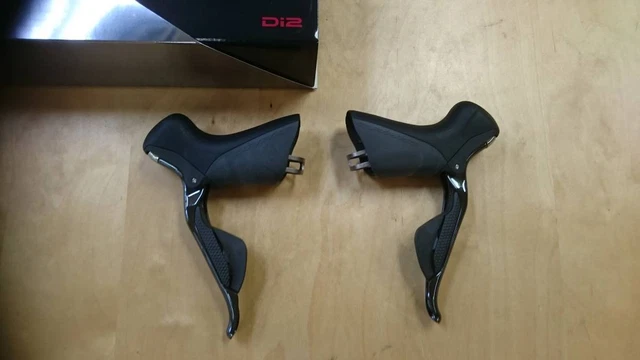 Shimano Dura Ace ST-7900 2x10 Speed Shifter and Brake Levers set
