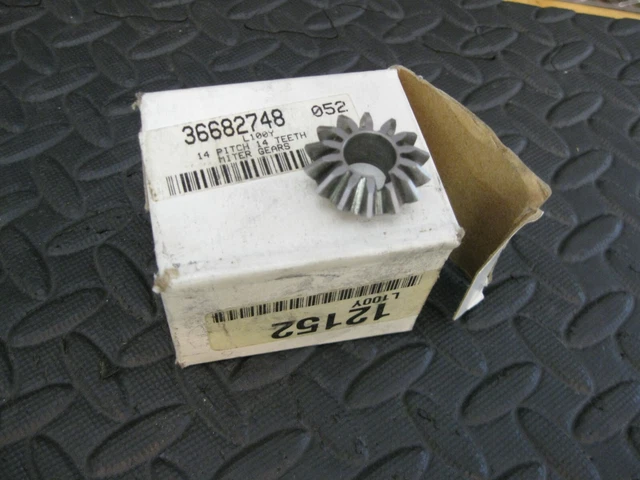 Boston Gear L100Y 14 pitch 14 teeth miter gear