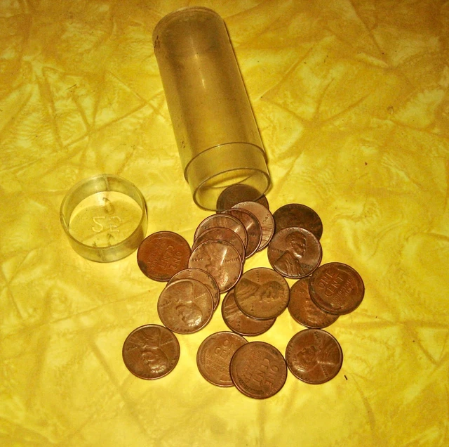 19 Lincoln Head Wheat Penny Lot, 1 Cent Coin, 1940's, 1950's + coin tube