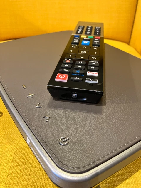 Humax FVP-4000T 1TB FreeviewPlay HD TV Recorder Mocha With Remote