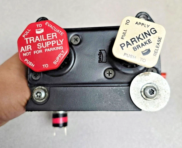BENDIX PUSH/PULL trailer air brake valve, P/N: 16932-001 $142.00 ...