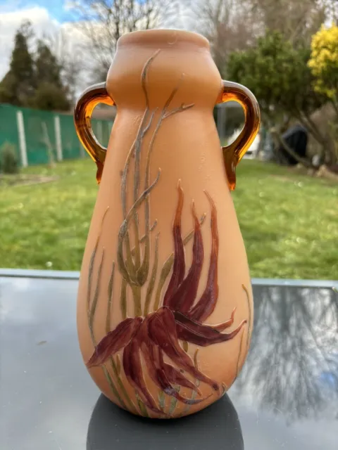 Vase art déco en pâte de verre signé Legras No Daum No Galle