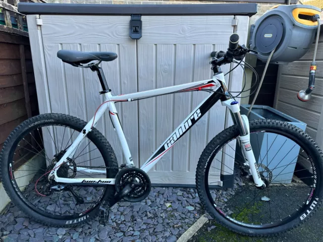 Calibre gauntlet 650b mountain bike on sale