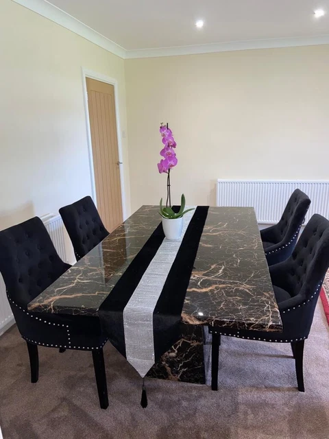 Scs table and chairs sale online