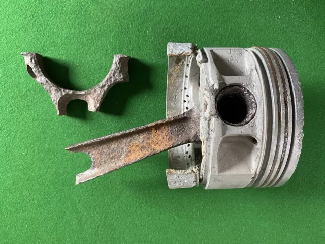 Rolls-Royce Merlin Piston and Connecting-Rod 2