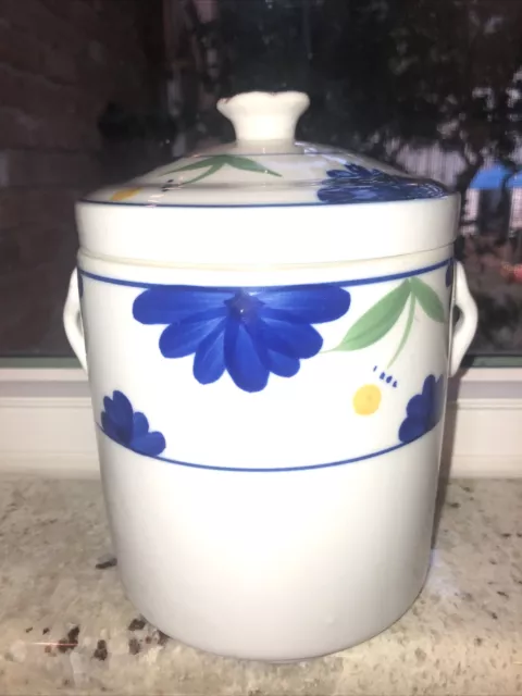 Vintage Chinese Porcelain Tea Caddy Hand Painted