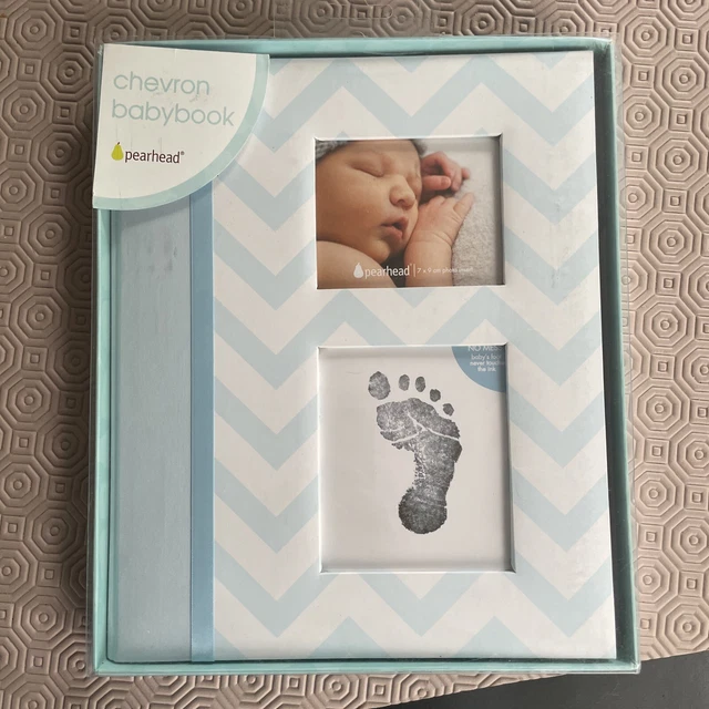 Libro de memoria para bebé Pearhead versión en español Chevron Keepsake en español