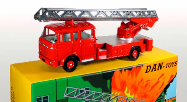 Berliet GAK Pompiers Grande Echelle d'Incendie (Exclusivité Dan-Toys )