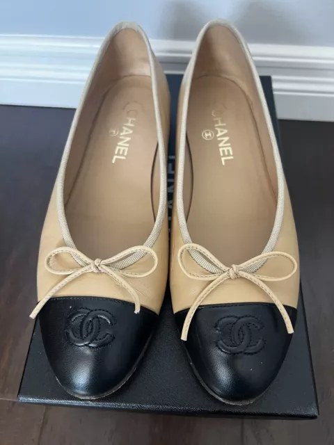 Authentic Chanel Ballet Flats Lambskin Beige with Black Leather - Size 39.5