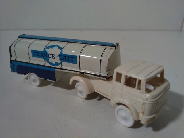SESAME F BERLIET Stradair bleu semi remorque citerne France lait
