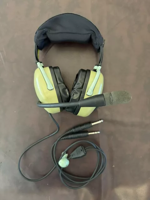 David Clark H20-10 Aviation Headset