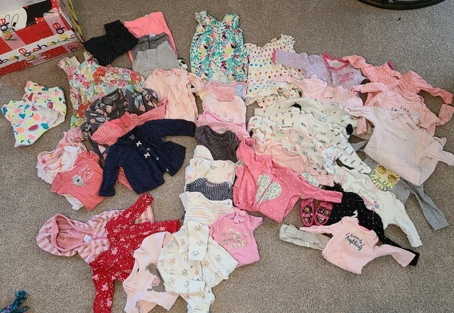 Lot Of Baby girl Clothes NB & 0-3 Months. Sleepers pants tops outfits Carter's