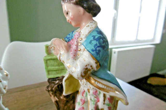 ancienne paire de figurines personnages bouquetières porcelaine Paris XIX siècle 9