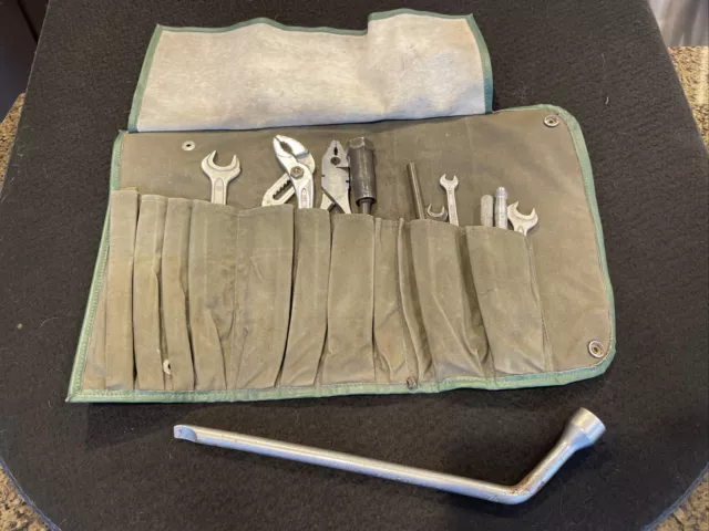 EARLY Mercedes-Benz W113 230SL TOOL KIT - ORIGINAL BAG IS CONCOURSE QUALITY