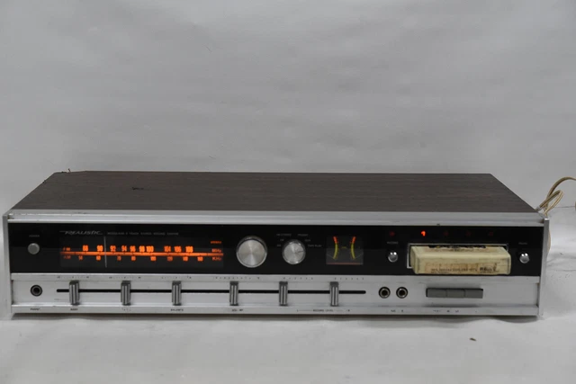 REALISTIC AM/FM RECEIVER Amplifier +built in 8 Track Tape Player ...