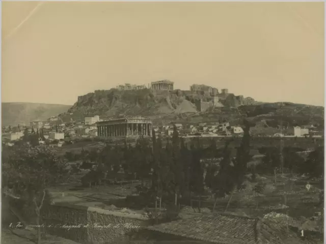 Grèce, Athenes, Vue générale de l&#039;Acropole et Temple de Théssée Vintage pri