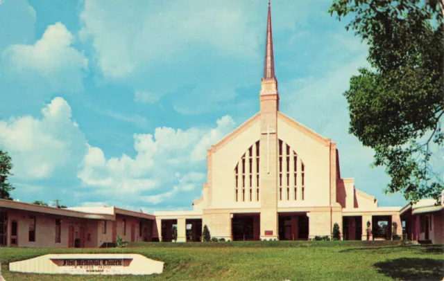 Postcard Florida Lakeland First Methodist Church on Lake Morton FL