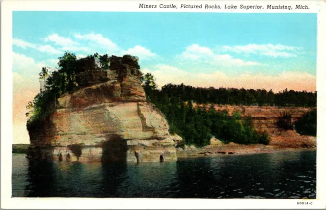 Postcard MI Miners Castle Pictured rock Lake Superior Munising Michigan   A6