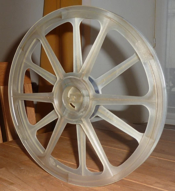 Bobine 16 Mm Démontable En Plastique De 300 Mètres A Noyau O.r.t.f.