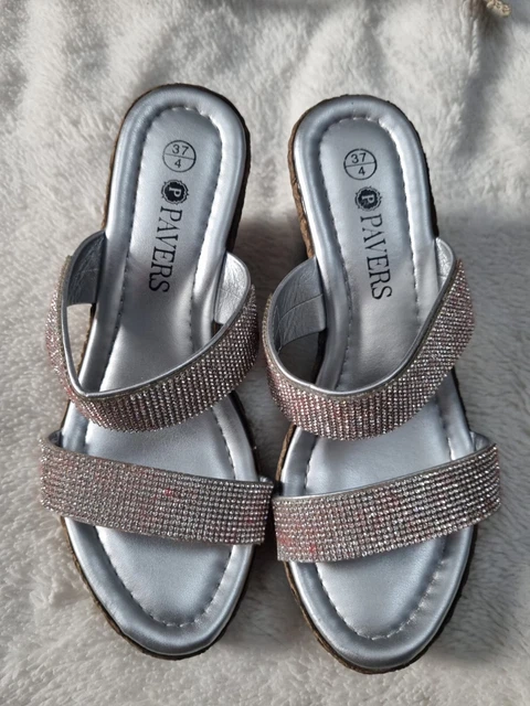 Pavers diamante sandals cheap