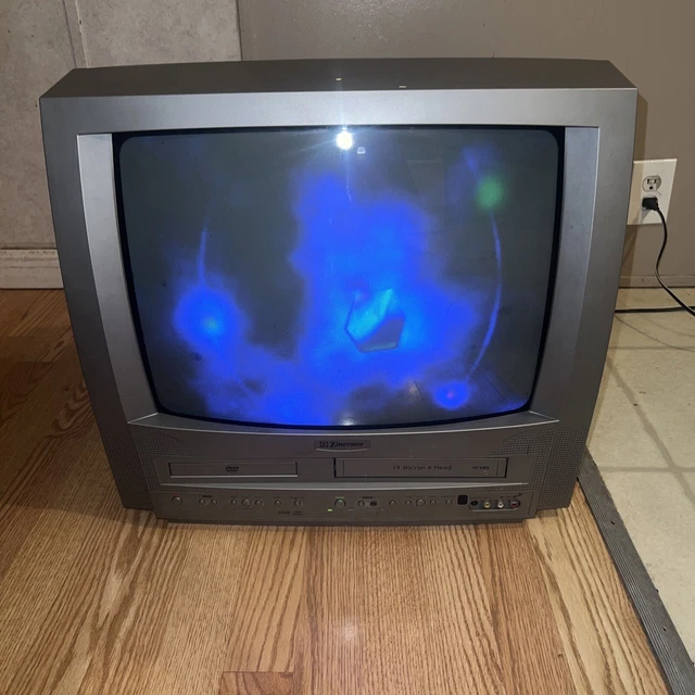 EMERSON EWC19T5 19” TV VCR DVD VHS CRT Combo Retro Gaming Television