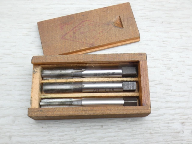 Jeu De 3 Tarauds à Main En Pouce 7/16 UNC 14 HSS - Taraud, filière en coffret et à l'unité
