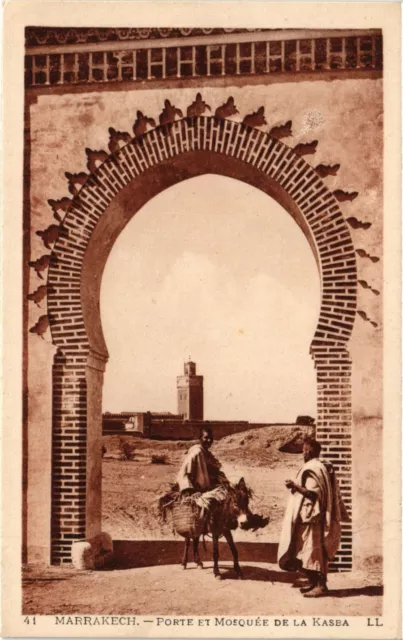 CPA AK MAROC MARRAKECH - Porte et Mosquée de la Kasba (796475)