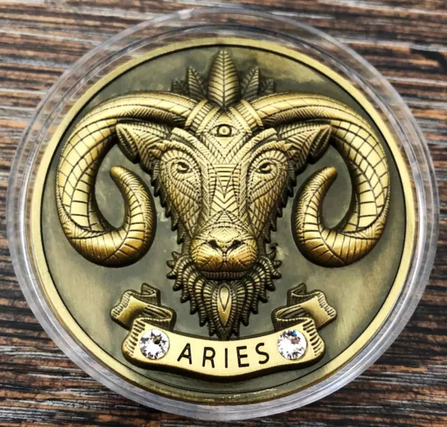 My Zodiac Coin - ARIES - Swarovski® Crystals, 3D, Glow-In-The-Dark - Gold Finish