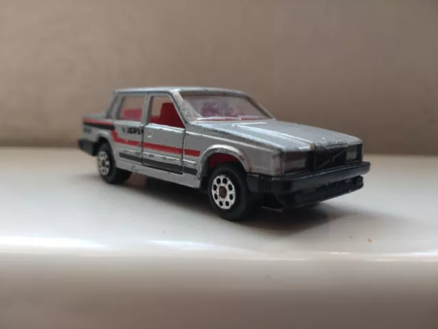 Majorette Volvo 760 Gle 1/61 No230 #104