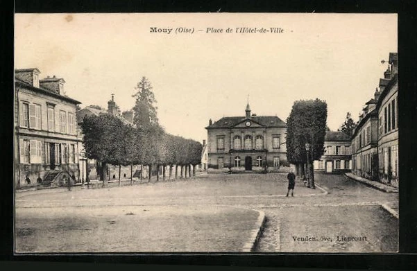 CPA Mouy, Place de l´Hotel-de-Ville