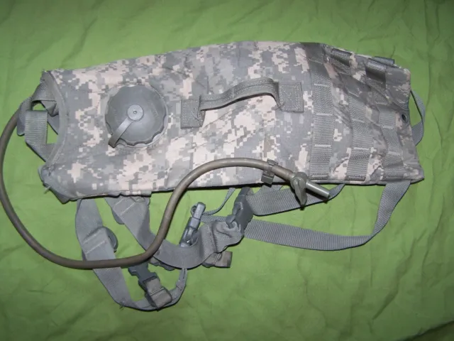 Molle Hydration Backpack, Army Acu Digital Camo, U.s. Issue *Nice*